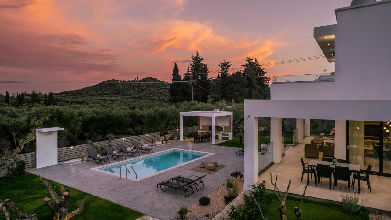 Valentino Luxury Villa Plános Eksteriør bilde