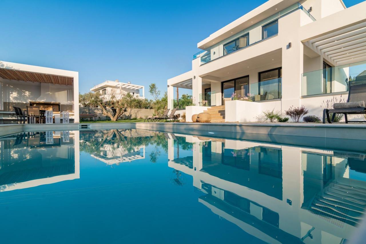 Valentino Luxury Villa Plános Eksteriør bilde