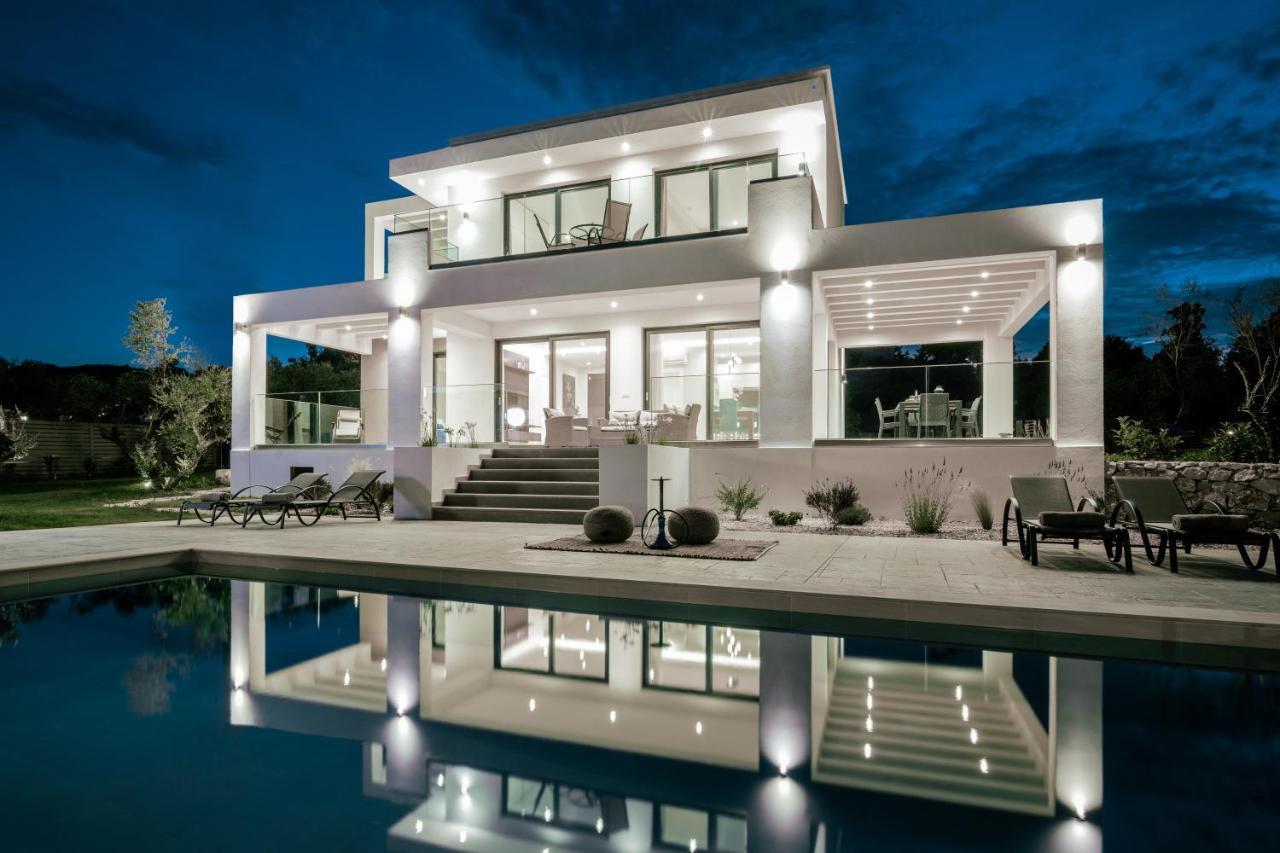 Valentino Luxury Villa Plános Eksteriør bilde